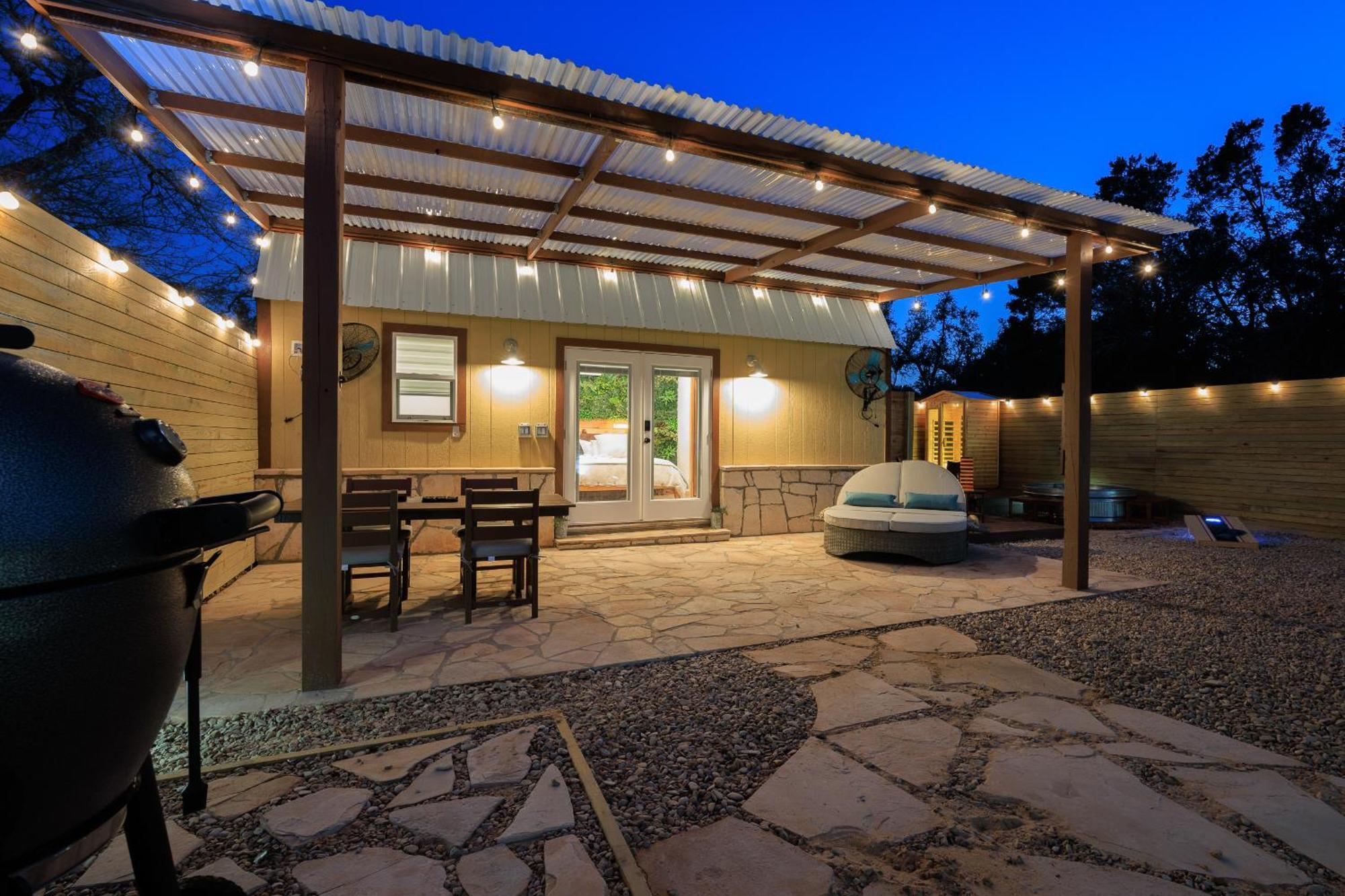 Romantic Luxury Retreat Hot Cold Pool & Sauna 温伯利 外观 照片
